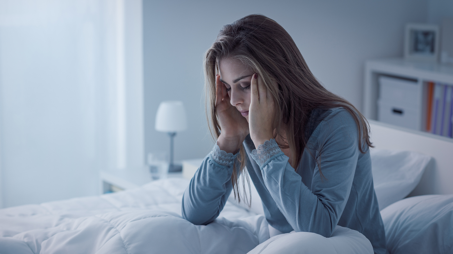 The Bizarre Side Effects of Only Getting 6 Hours of Sleep Or Less