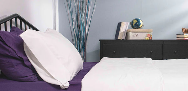 5 Easy Ways to Elevate Your Guestroom for the 2023 Holidays